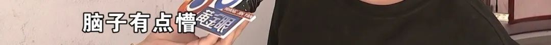 DƬ